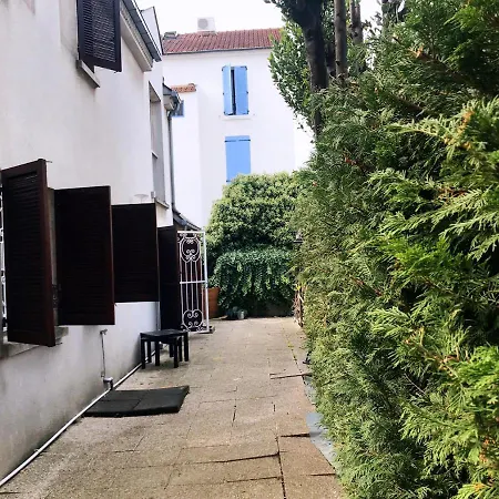 Maison De Longde-appartement Avec 2